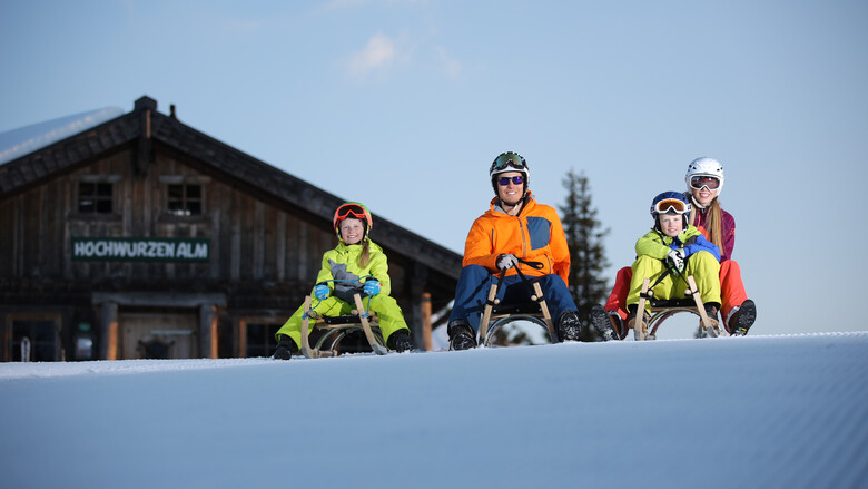 Rodeln mit der Familie auf der Hochwurzen - Planai & Hochwurzen | © Mag Art. Gregor Hartl