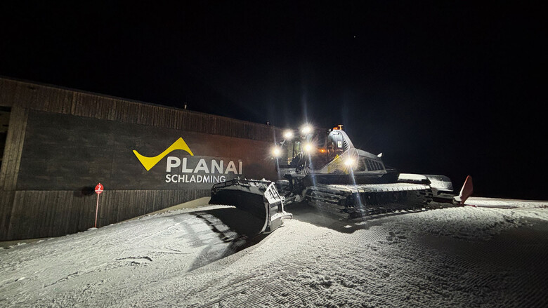 Pistengerät Planai Bergstation | © Planai